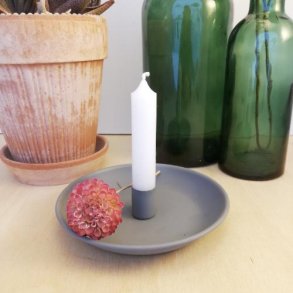 Rundt lysfad i gr� 