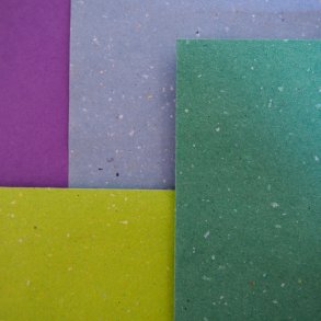 Farvet Genbrugspapir