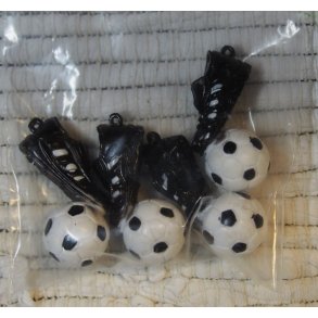 Fodboldst�vle p� fodbold, 4x2cm, 4 stk